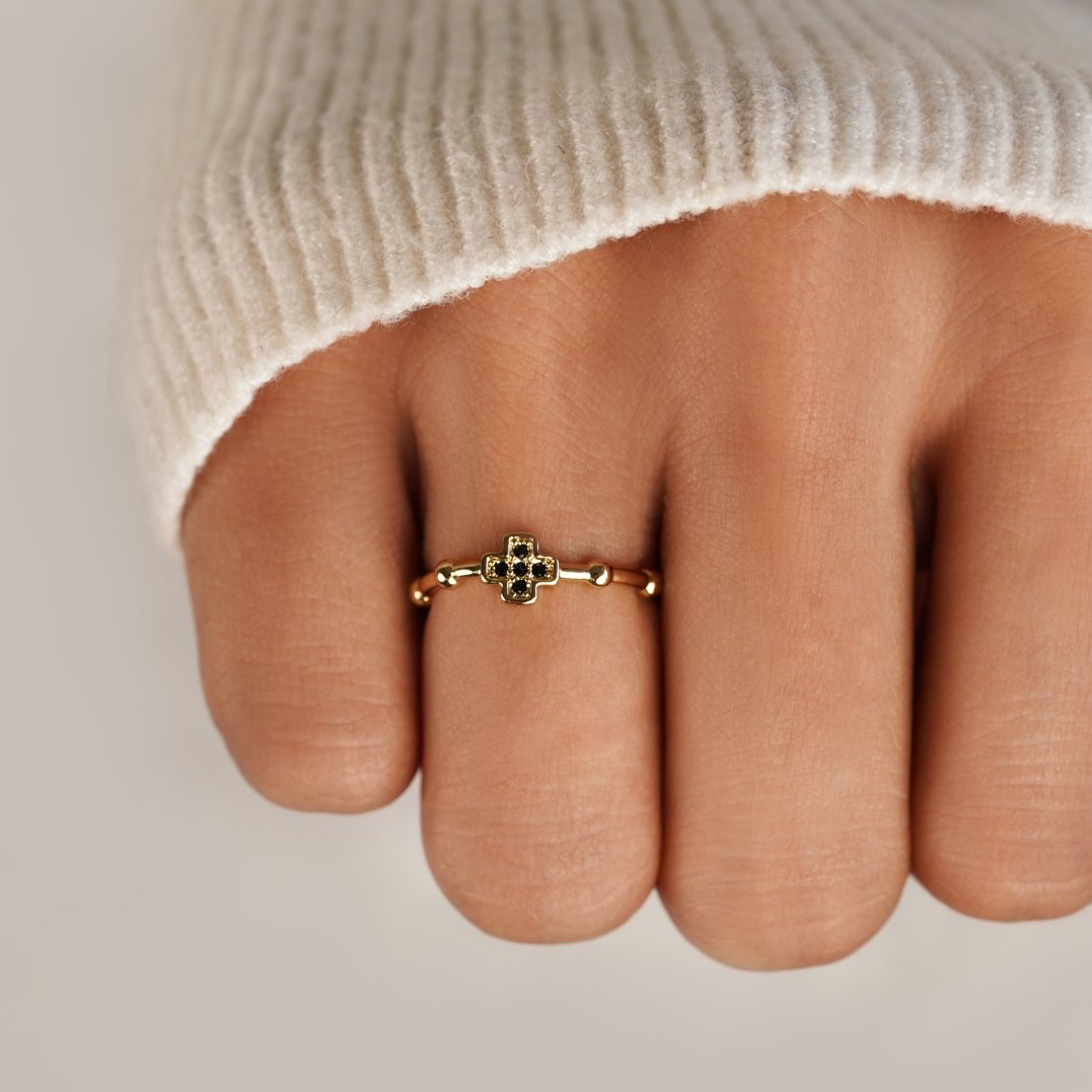 Ring med krystallkors