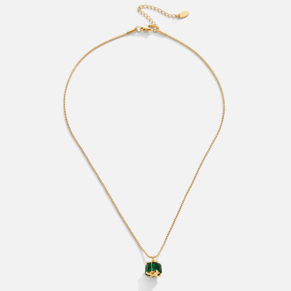Halskjede med smaragdkuber