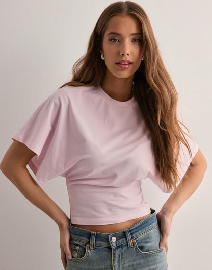 Eva | Bred Tee